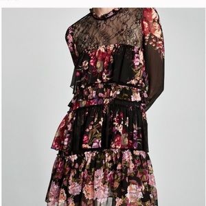 ZARA Combined Lace Floral Ruffle Dress M